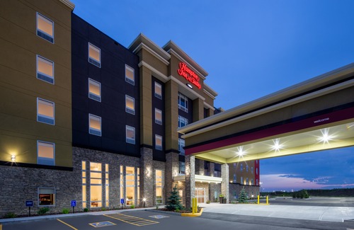 Northwest Edmonton Hotel | Hampton Inn & Suites Edmonton St. Albert