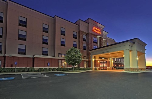 Lebanon Hotel | Hampton Inn & Suites Lebanon