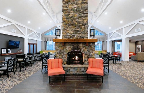 Southwest Raleigh Hotel | Hampton Inn & Suites Raleigh/Cary I-40 (PNC Arena)