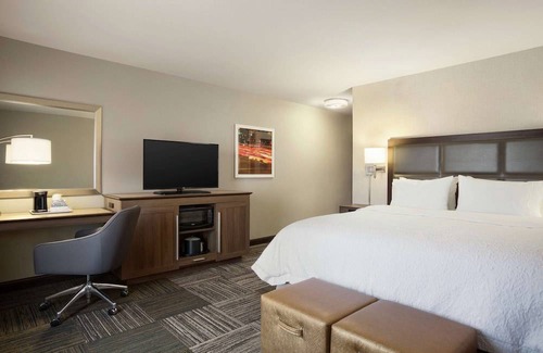 Minooka Hotel | Hampton Inn & Suites Minooka