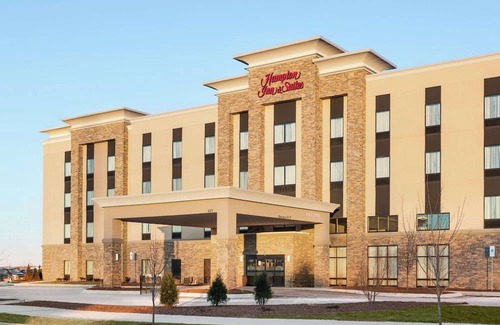 Minooka Hotel | Hampton Inn & Suites Minooka