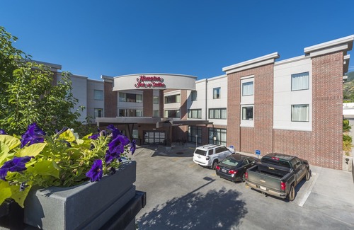 Salt Lake City Hotel | Hampton Inn & Suites Salt Lake City-University/Foothill Drive