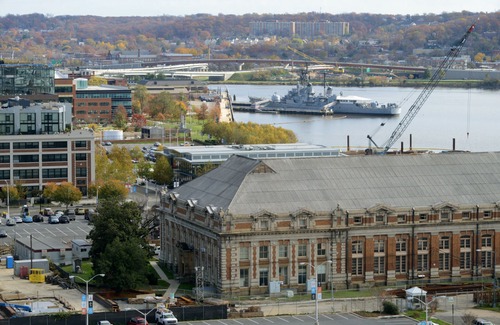 Navy Yard Hotel | Hampton Inn & Suites Washington, D.C. - Navy Yard
