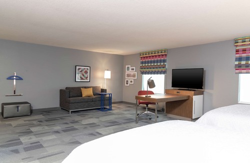 Xenia Hotel | Hampton Inn & Suites Xenia Dayton