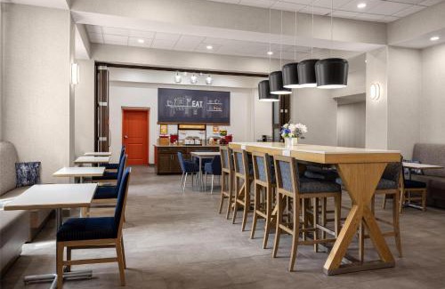Williamsburg Hotel | Hampton Inn Williamsburg