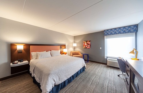 Winchester Hotel | Hampton Inn Winchester