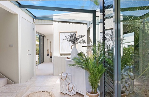 Port Stephens Council House | Hamptons by the Sea - Luxury on the Waters Edge
