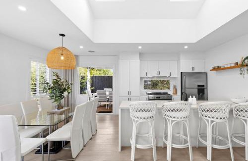 Torquay House | Hamptons Escape - Sleeps 9