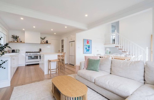 Dromana House | Hamptons on Heales Classic Beach House Charm