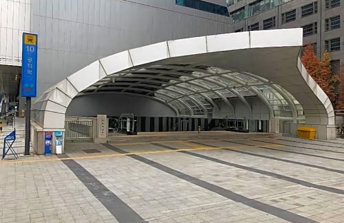 Dohwa-dong Hotel | HAN River Residence & Guesthouse