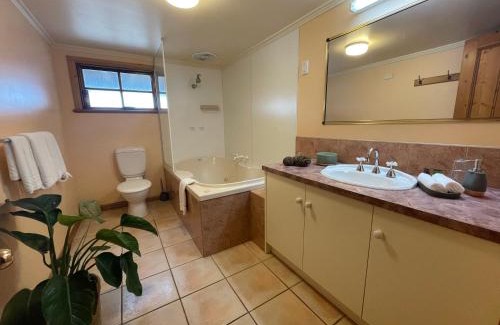 Stanley House | Hanlon Guest House