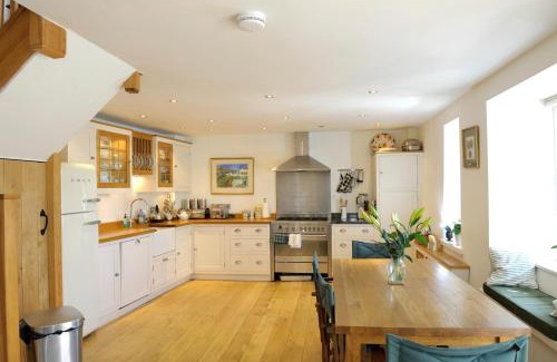Topsham House | Hannaford's Quay, 11 The Strand