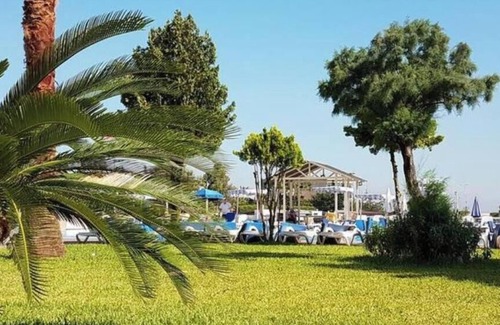 Jounieh Apartment | Hansa Home Bel Azur Beach in Heart of City to Walk