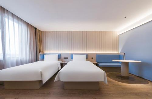 Pudong Hotel | Hanting Shanghai Pudong Airport Chuansha Road Hotel 汉庭上海浦东机场川沙路酒店