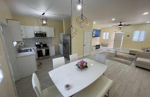 Coral Harbour Condo | Hapiness Falls at Gippy's Ranch Nassau, Bahamas. 2 Bed 2.5 Bath Condo