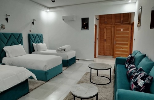 Ghazoua Bed & Breakfast | Happiness house with pecine
