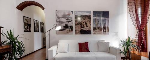 Chinatown Apartment | Happy & Beautiful Flat in Central Milan