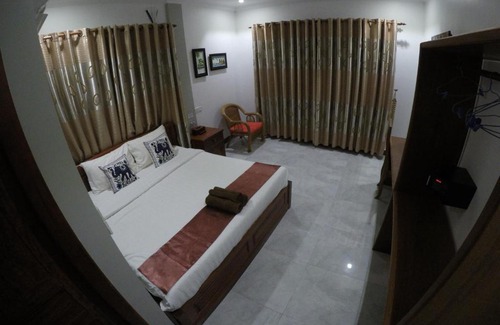 Kampot House | Happy​ Family Guesthouse