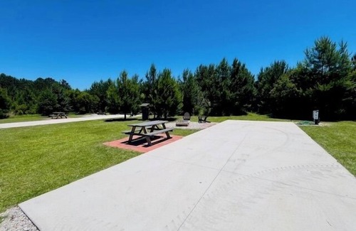 Conway RV Rental | Happy Hen Haven RV site 2 @ Laurel Oaks Estate