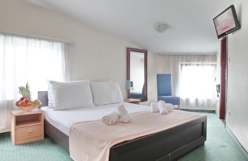 Vozdovac Hotel | Happy Star Club