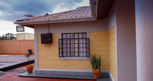 Nanyuki Villa | Happy Trails Home- Nanyuki