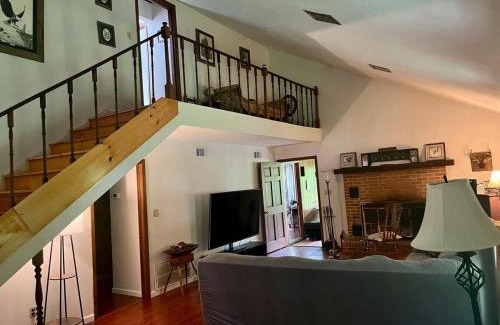 Tallassee House | Happy Valley Mountain Get Away!