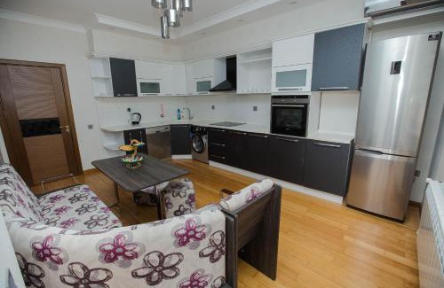 Absheron Apartment | HappyHome