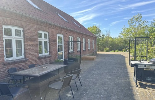 Lyngsa House | "Har" - 1.2km from the sea by Interhome