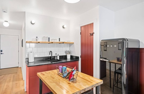 Juneau Apartment | Harbor Hub Retreat | Walk to Tours & Dining