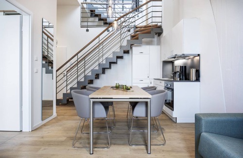 Wismar Apartment | Harbor residence with gallery bedroom, roof terrace and unique harbor view
