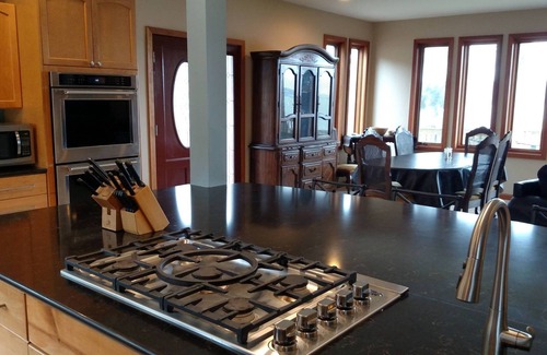 Langley House | Harbor View Haven by AvantStay | Private Backyard