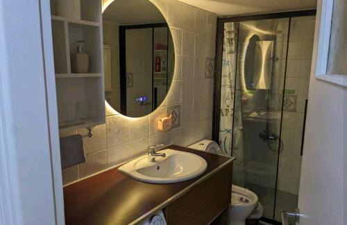 Pasalimani Apartment | Harbor View Haven