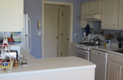 Monomoy House | Harbor view in Monomoy! Last minute availability in August