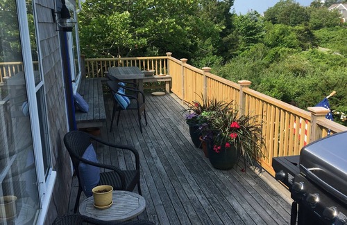Monomoy House | Harbor view in Monomoy! Last minute availability in August