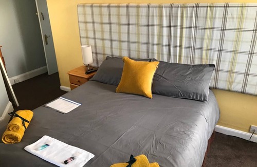 Wick Hotel | Harbour Bridge Camps Bar
