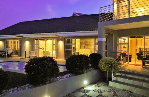 Humewood House | Harbour Cottages, Humewood