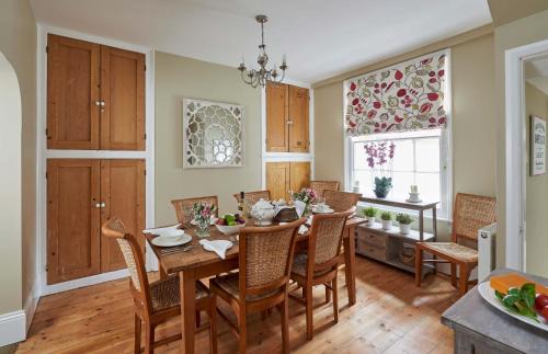 West Cliff House | Harbour House