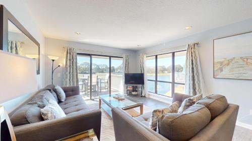 Miramar Beach House | Harbour Point 918
