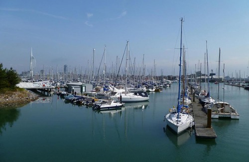 Gosport Apartment | Harbour View 2