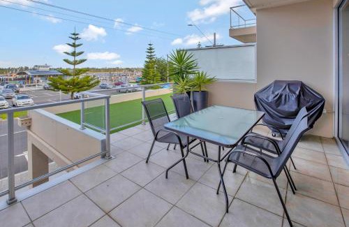 Lakes Entrance House | Harbour Views