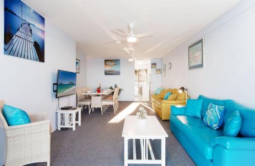 Soldiers Point Apartment | Harbourside 4 ground floor on the waterfront