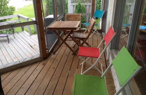 Gimli Cottage | Harbourview House - Gimli, Manitoba, Canada