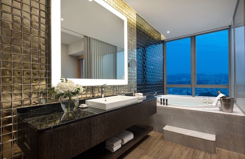 Longhua District Hotel | Hard Rock Hotel Shenzhen