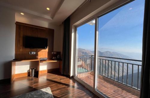Shimla Hotel | Hardys Retreat A Luxury Boutique Stay at Koti