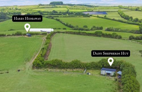 South Molton Cabin | Hares Hideaway Shepherds Hut