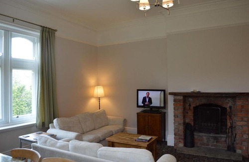 Wormhill House | Hargate Hall - Balmoral