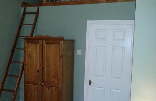 Wormhill House | Hargate Hall - Hardwick