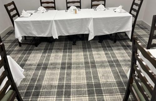 Chesterfield Hotel | Harleys Inn