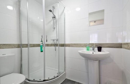 Woolwich Riverside House | Harlinger Lodge