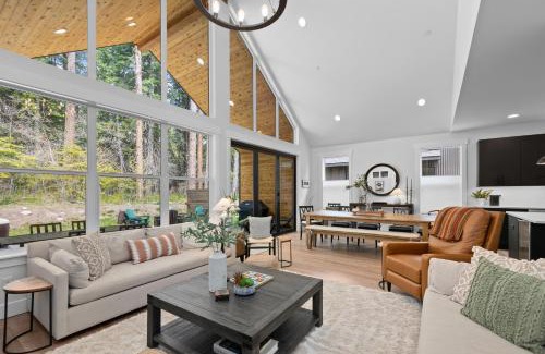 Roslyn House | Harmony Haven - Ev - Hot Tub - Pups Allowed